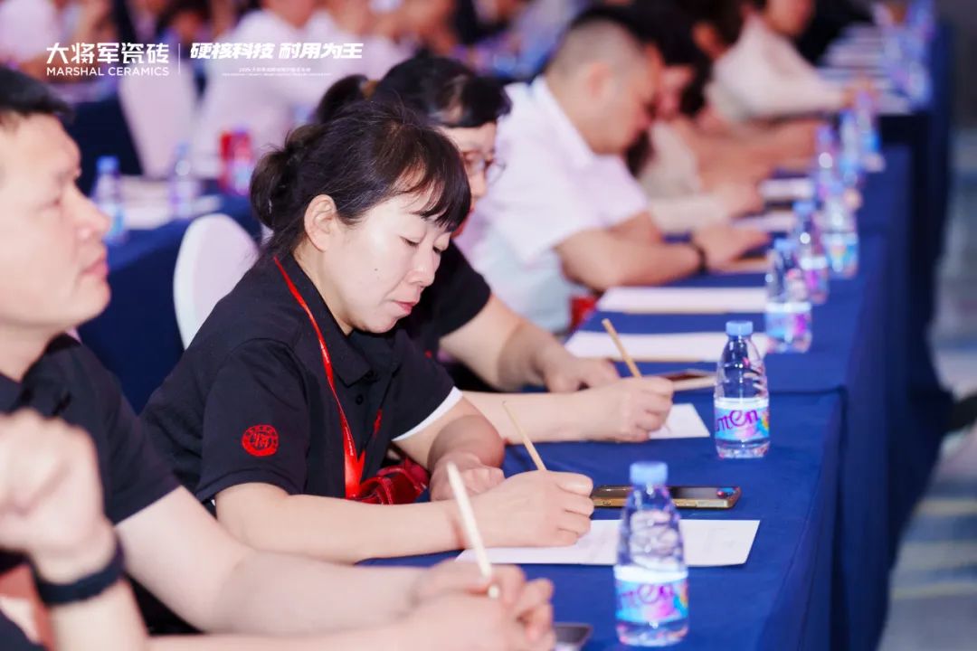 尹虹博士：大将军瓷砖做耐用就是做自己(图5)